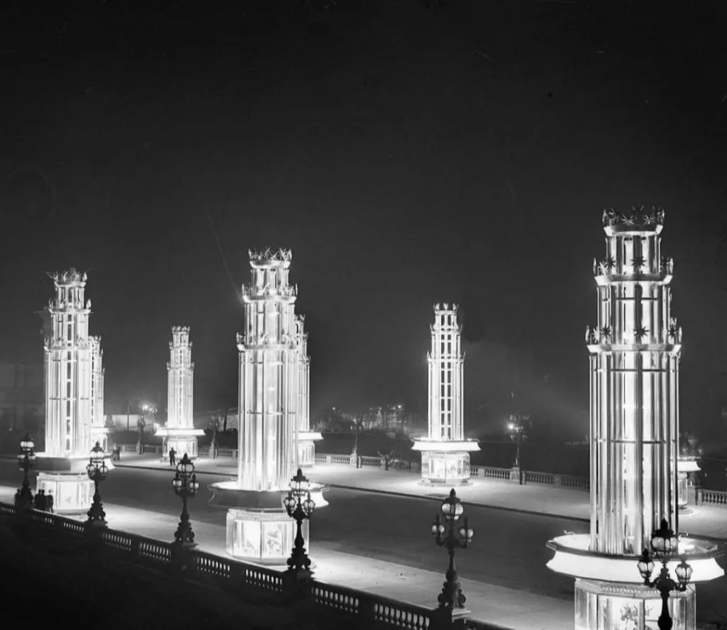 Paris 1937, Exposition internationale (pont Alexandre III).